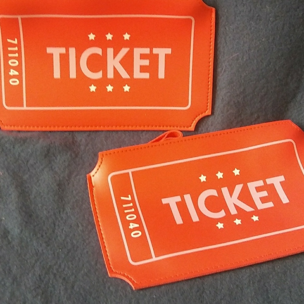 2 Ticket Makeup Bags